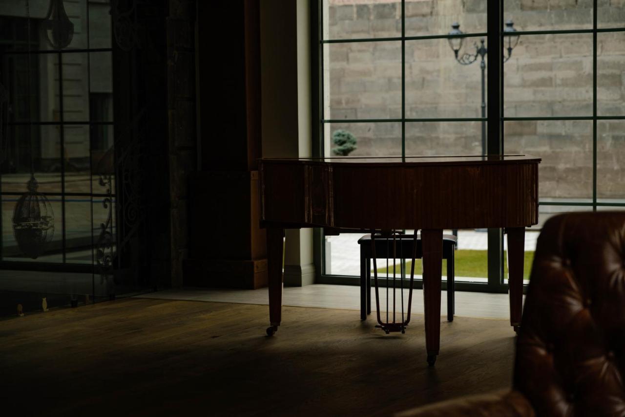 Grand Hotel Gyumri By Apricot Hotels Eksteriør billede