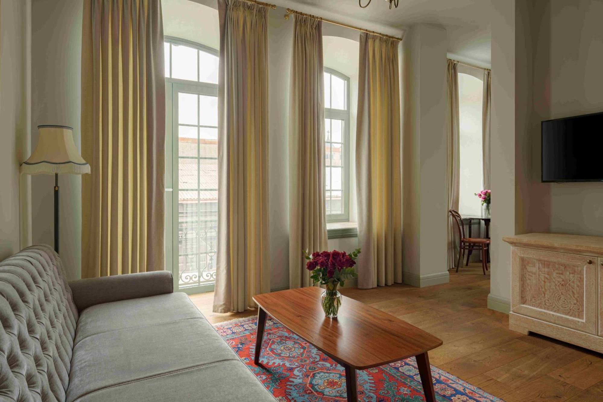 Grand Hotel Gyumri By Apricot Hotels Eksteriør billede